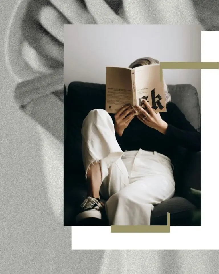 Post para Instagram com foto em preto e branco de mulher deitada lendo um livro